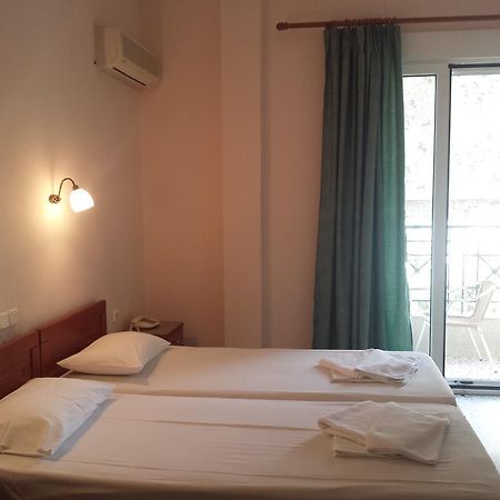 Dimitra Hotel Лутра-Едіпсу Екстер'єр фото