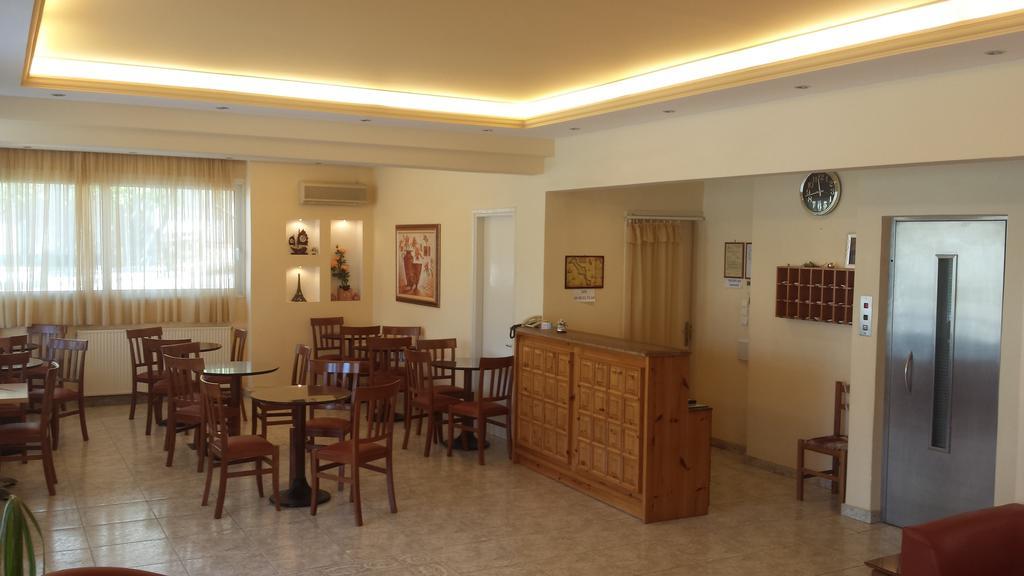 Dimitra Hotel Лутра-Едіпсу Екстер'єр фото